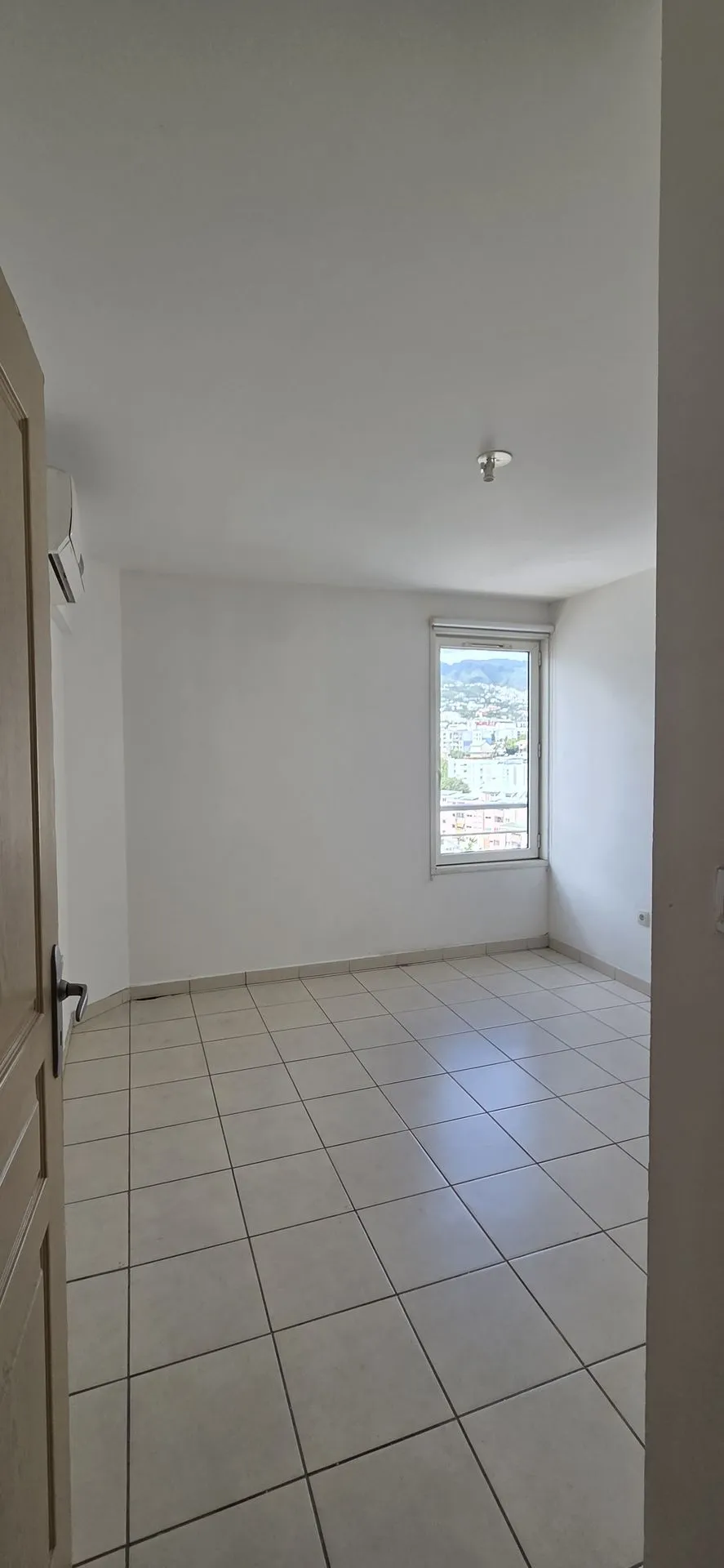 Avant - Florentin T3 129