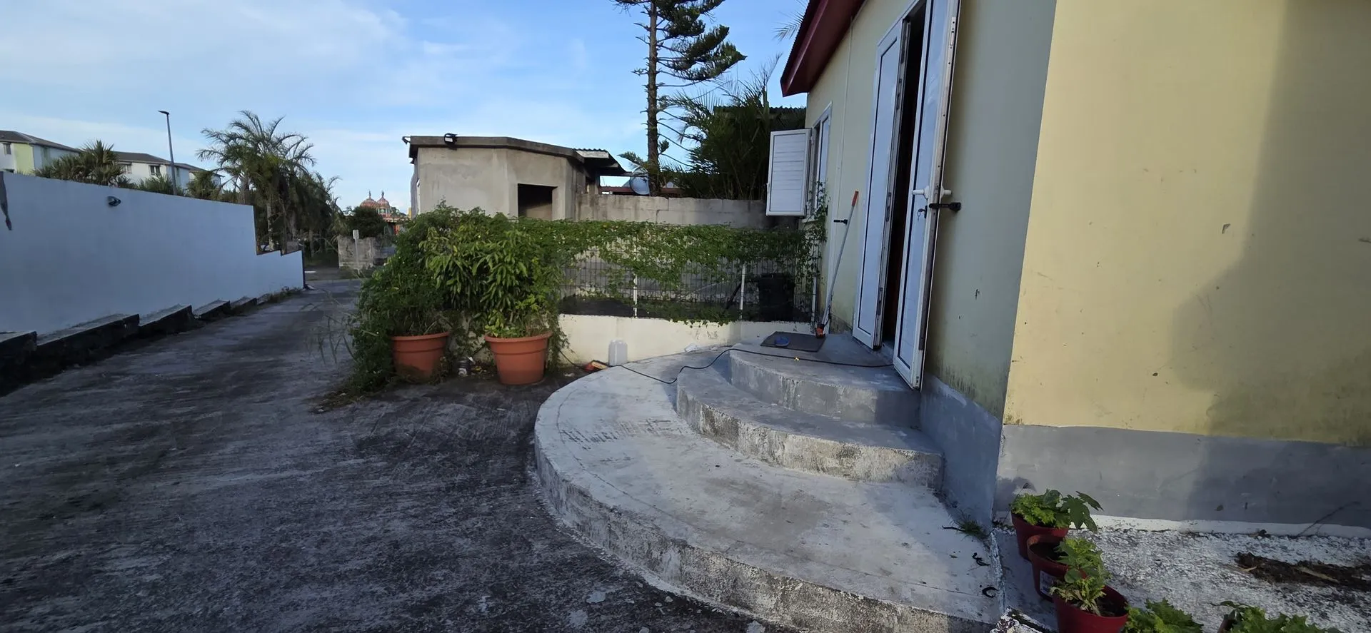 Avant - Villa Imaque