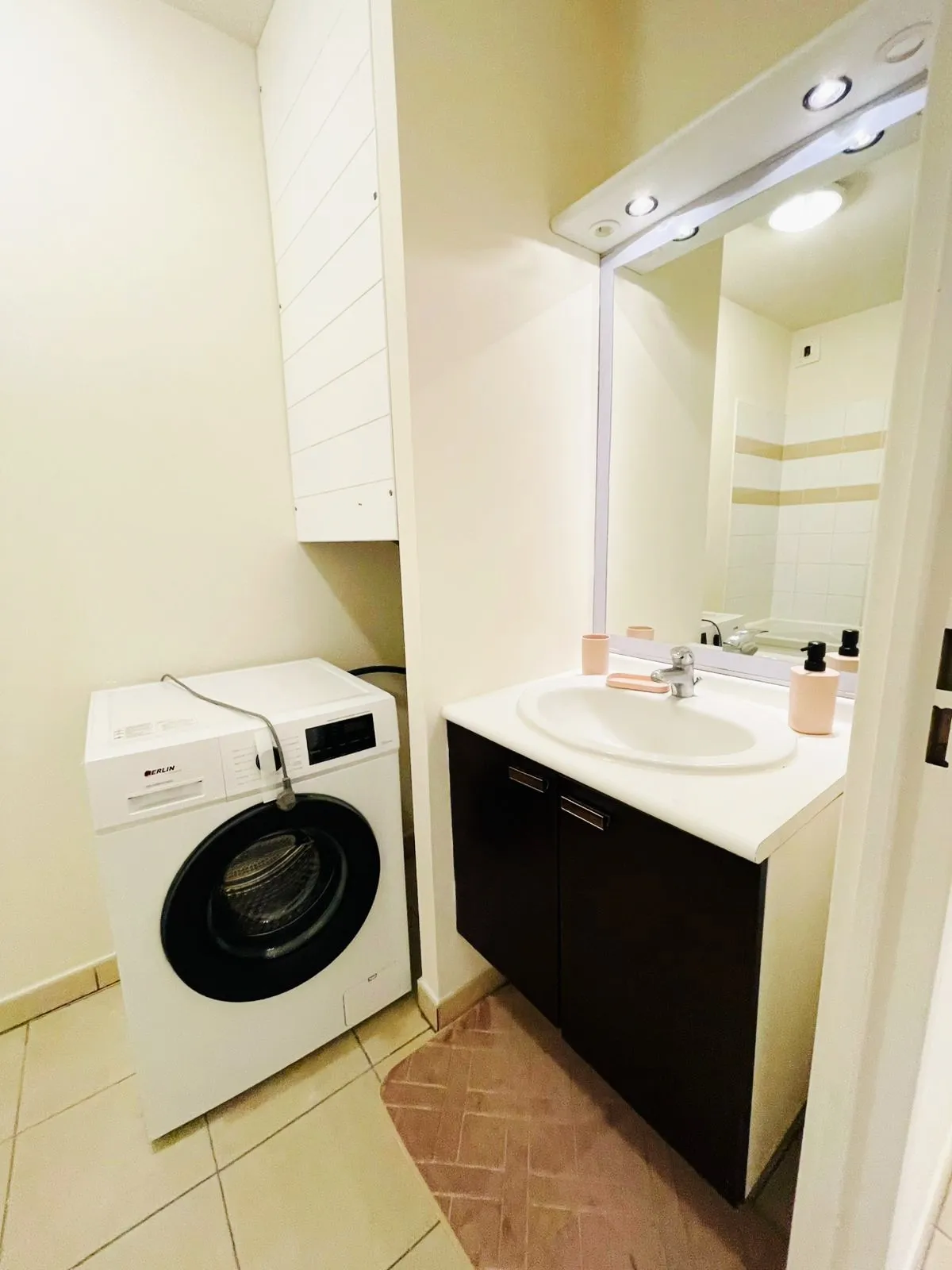 T4 Papyrus - Proche université Moufia