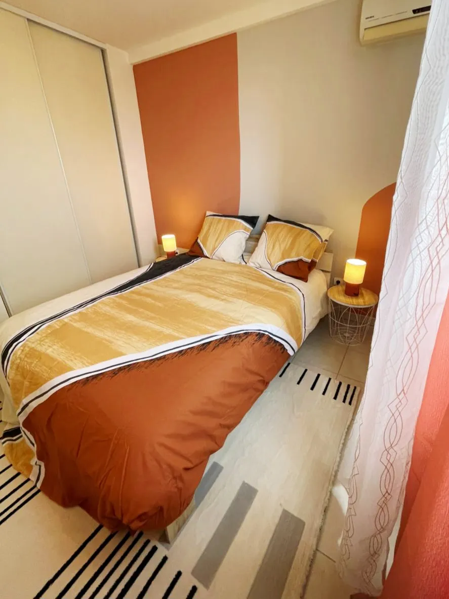 T4 Papyrus - Proche université Moufia