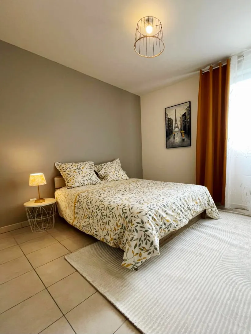 T4 Papyrus - Proche université Moufia